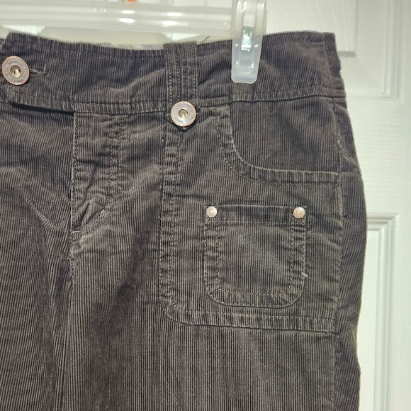 Corduroy Capri - Picture 3 of 5